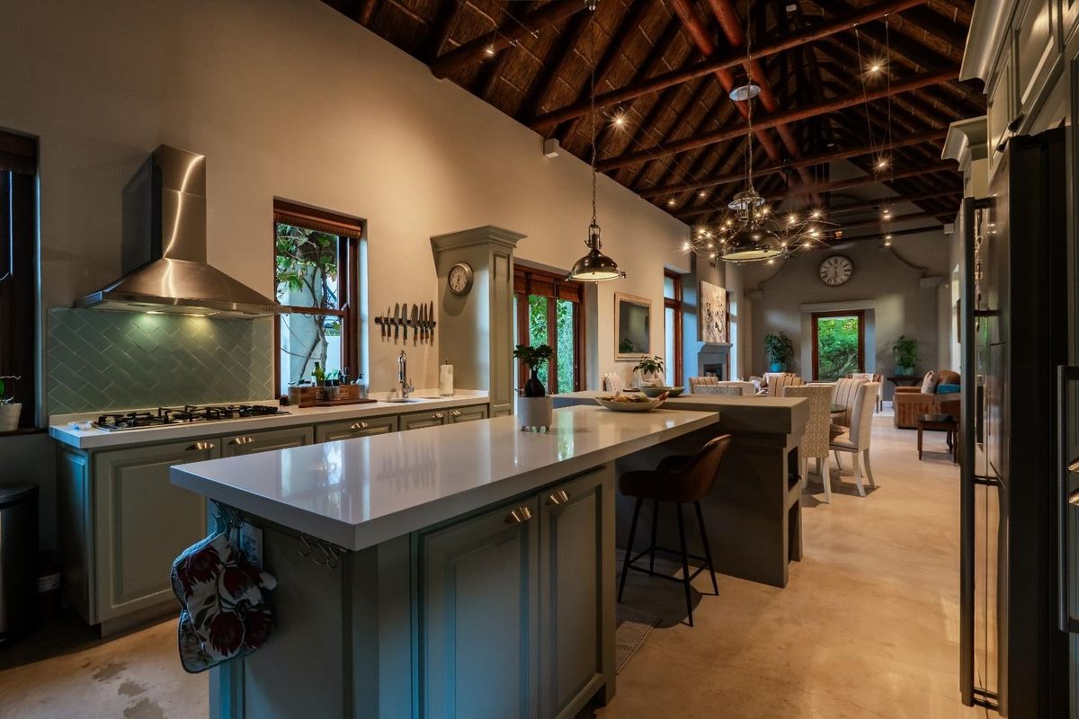 Luxury 5-Bedroom Home in Pearl Valley Golf Estate, Paarl - Photo 4