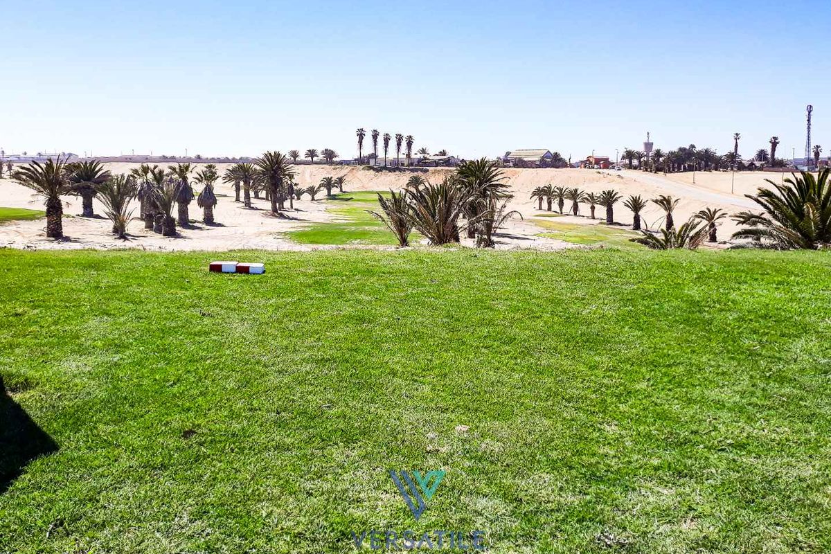 Enjoy Golf Estate living - Photo 5