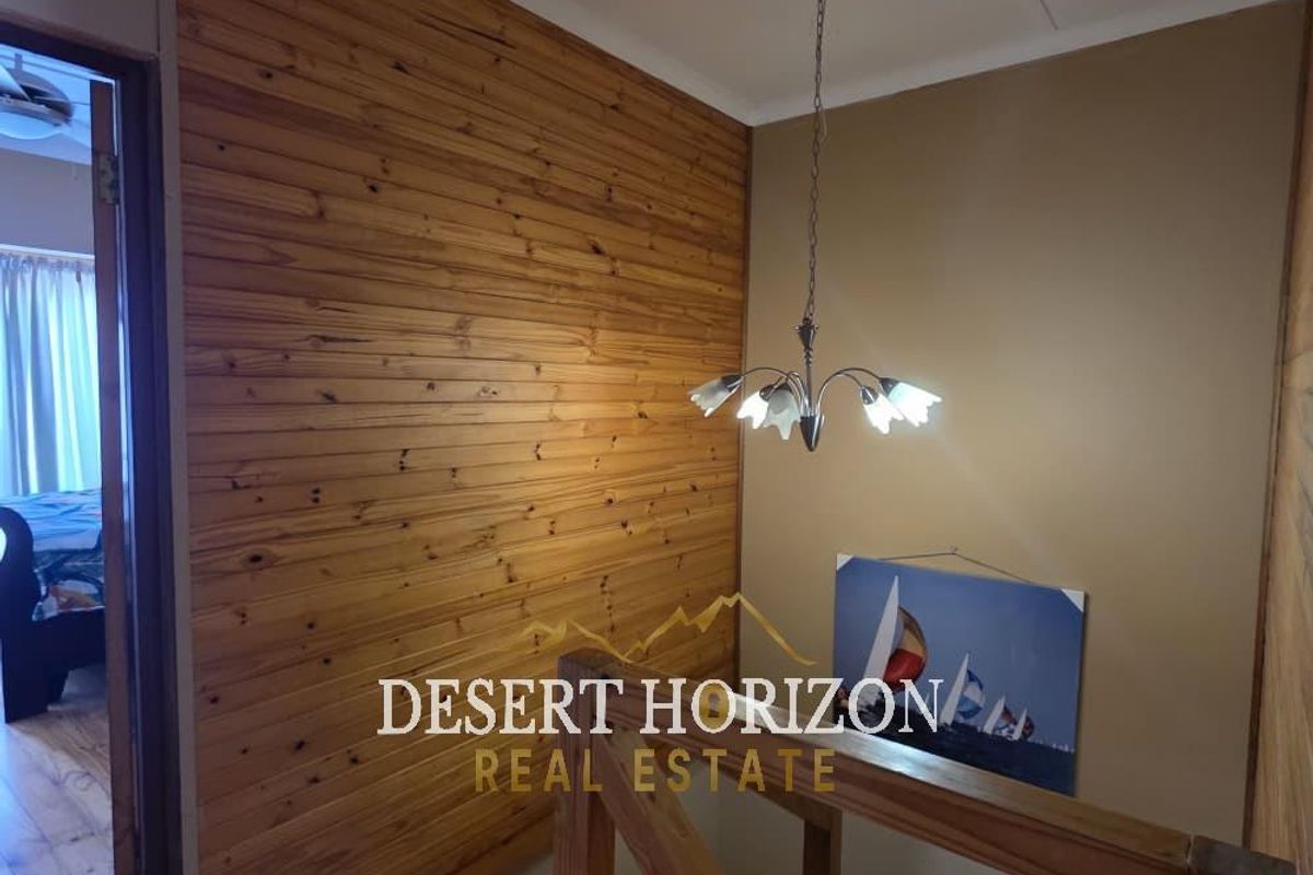 Long Beach | Townhouse for Sale – Perfect Lock-Up-and-Go Investment - Photo 4