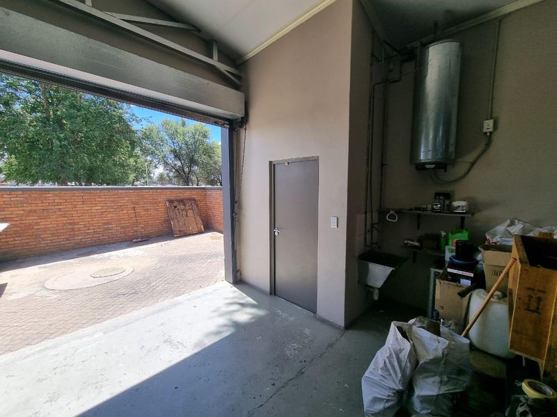 WAREHOUSE SPACE TO LET | SOUTHERN INDUSTRIAL – 115 SQM (INSIDE) + 37 SQM (OUTSIDE) - Photo 5