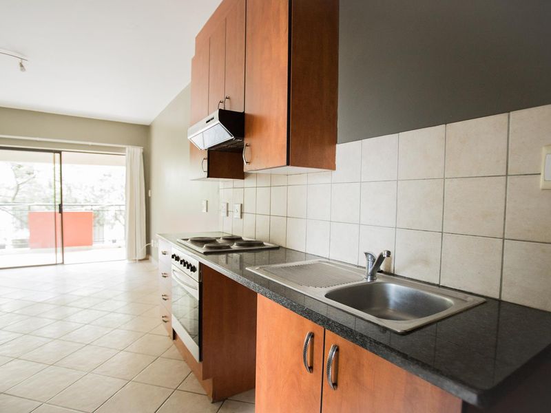 Bachelor Apartment with a Balcony - Photo 3