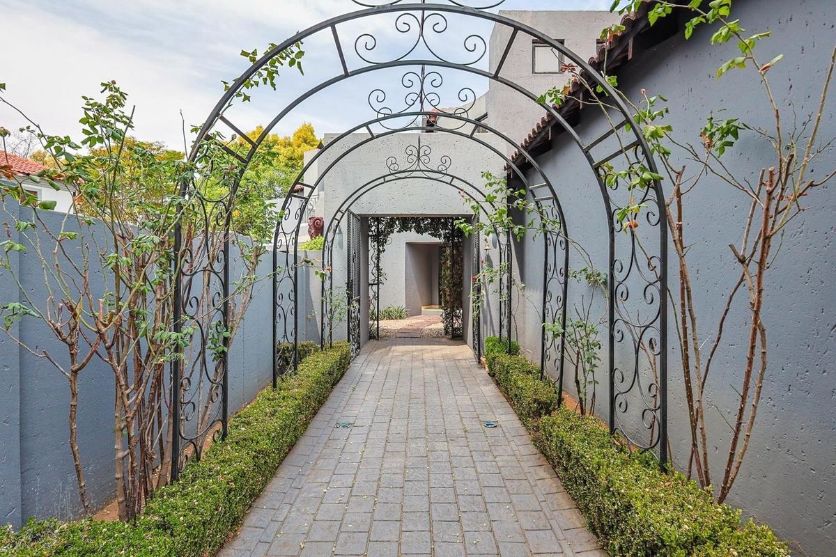 4 Bedroom 3.5 Bathroom For Sale , - Photo 4