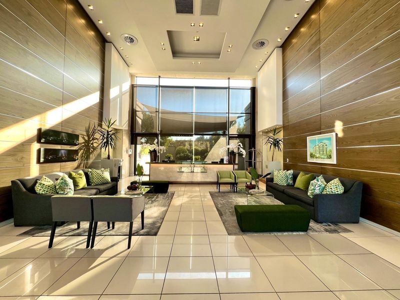 LUXURIOUS TWO BED APARTMENT IN THE EXCLUSIVE THE REGENT FOR RENTAL - Photo 4