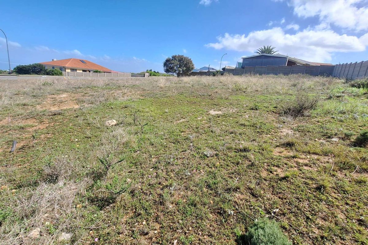 886m2 Vacant Land for Sale in Dana Bay - Photo 3