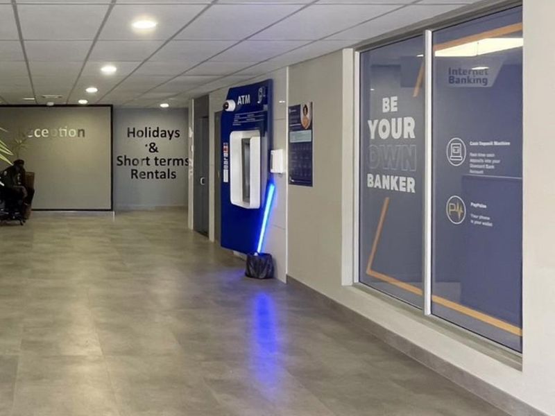 Location !! - Photo 3