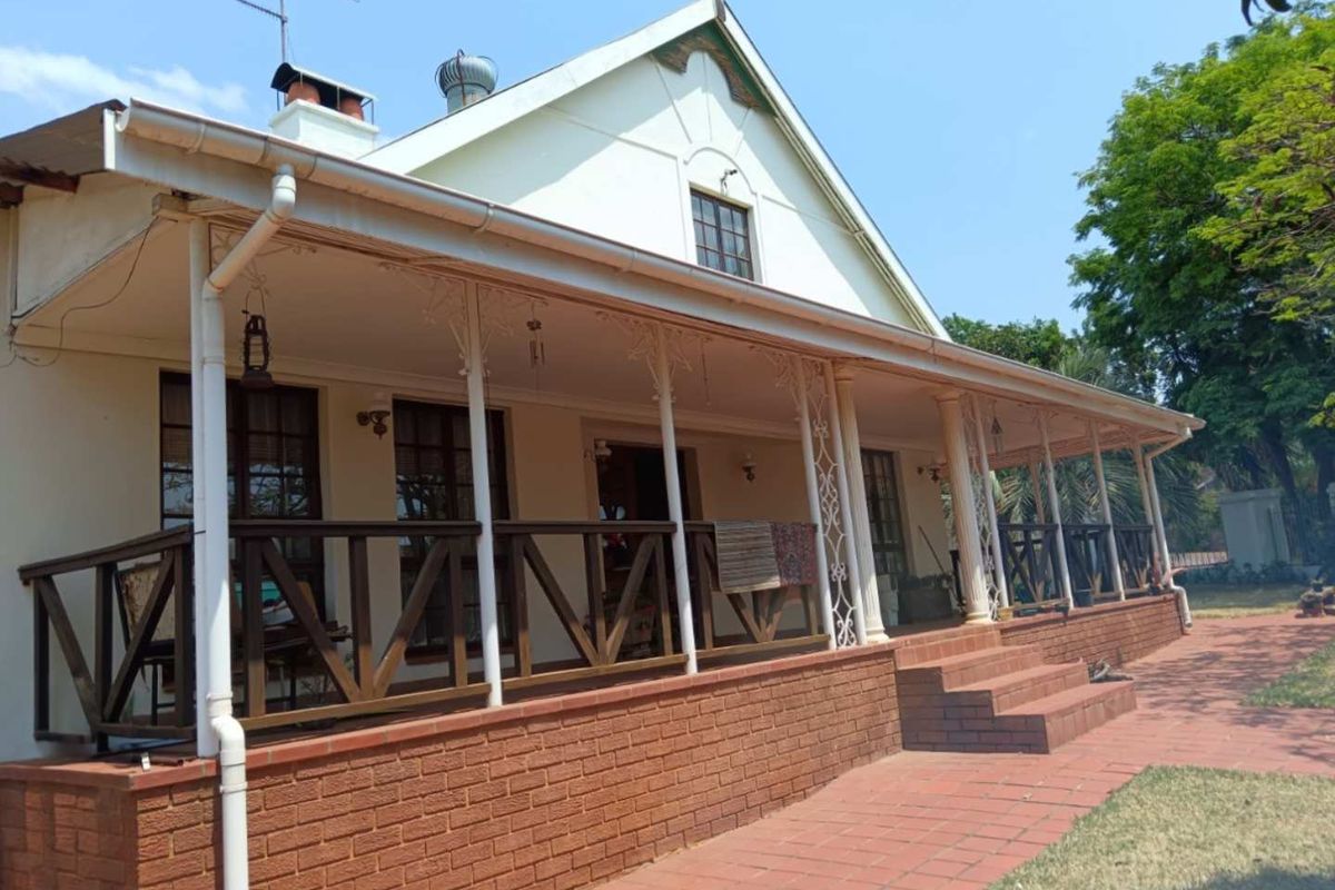 Beautiful corner home on sale in upmarket Ninapark - Photo 2