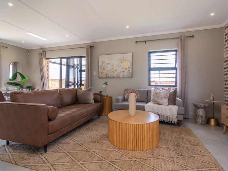 Brand-New 127m2 3-bedroom duplex for sale in Lion Pride Lifestyle Estate - Photo 7