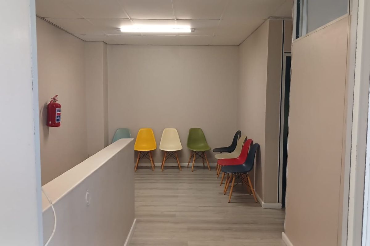 Well-Located Industrial Unit To Let in Royal Cape Park, Ottery - Photo 5