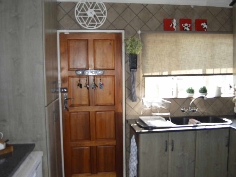 A HIDDEN GEM IN SHANGRILA - Photo 7