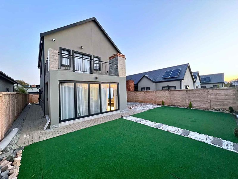 4-Bedroom House for Sale in Secure Montana Estate, Pretoria - Photo 2