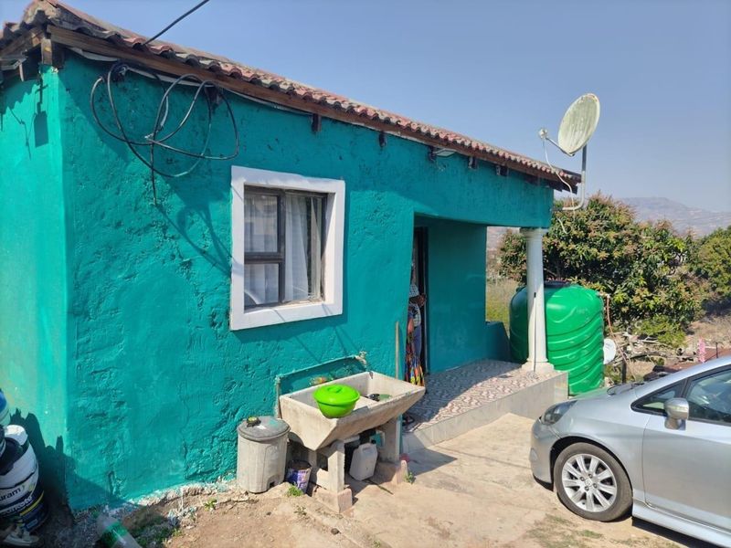 Welcome to your future home sweet home, nestled in the captivating locale of Luganda - Photo 2