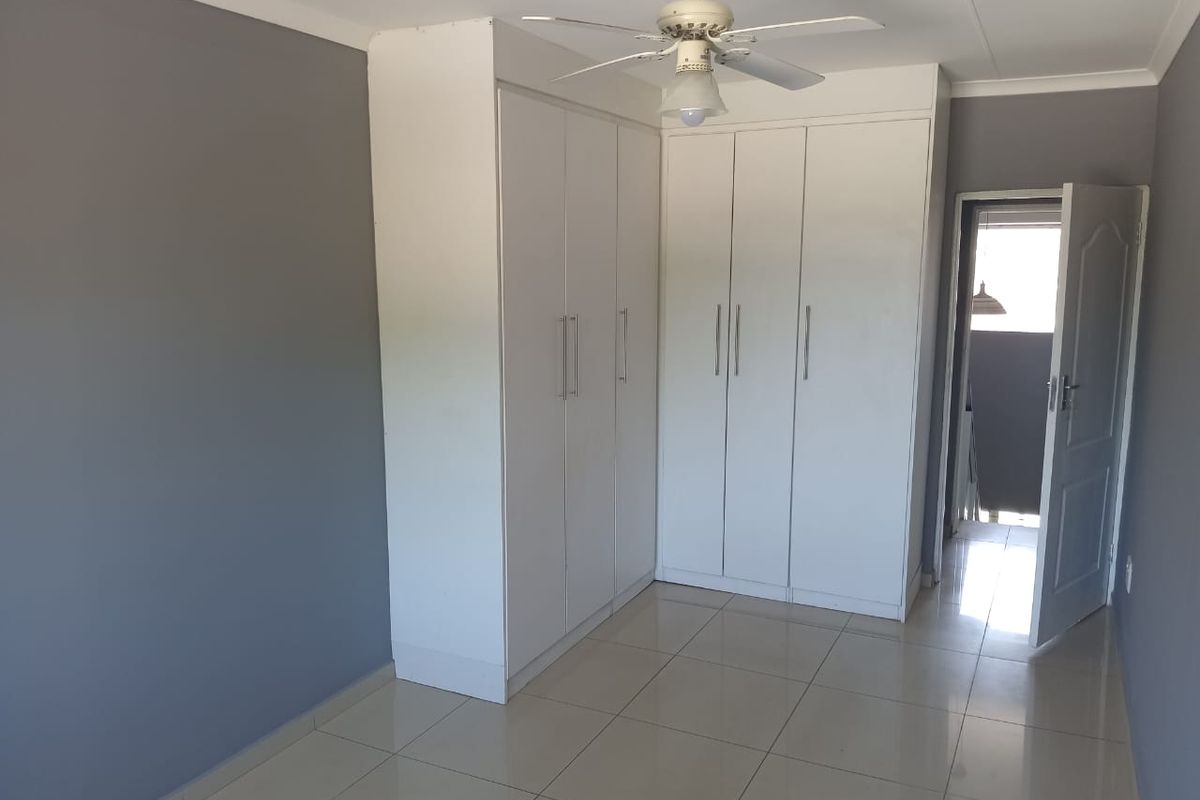 3 Bedroom Rental Property in Richards Bay Central - Photo 3