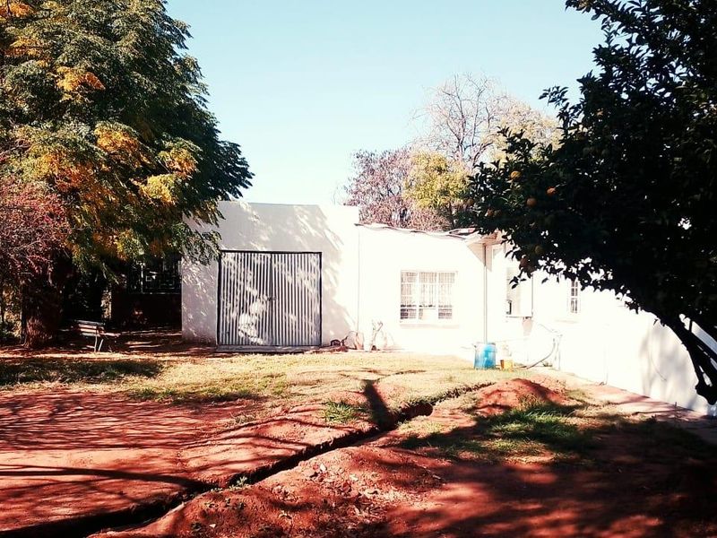 PLOT AVAILABLE WITH TO VERY LARGE GARAGES AND LICENECED MARIJUANA TUNEL - Photo 5