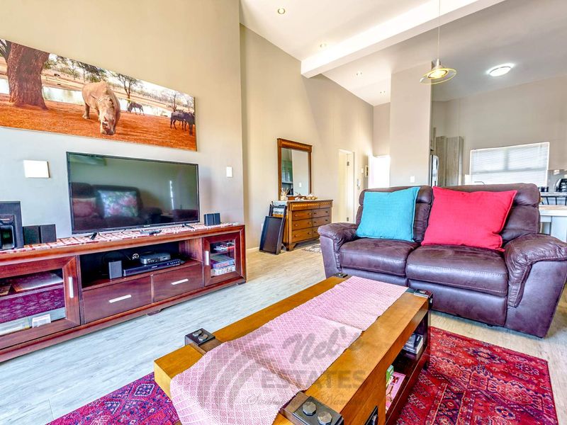 Furnsihed Townhouse to Rent in Central Swakopmund - Photo 4