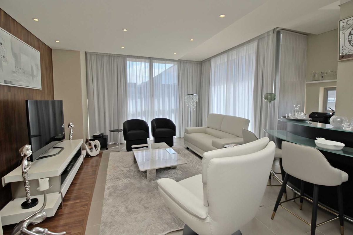 Elite address: Sun filled Secure, Sophisticated Luxury living and a 24hr concierge - Photo 4