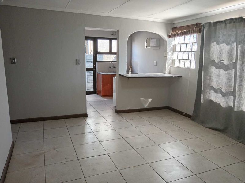 Kraaifontein-2 Bedroom House-TO LET-REALTYATLAS - Photo 3