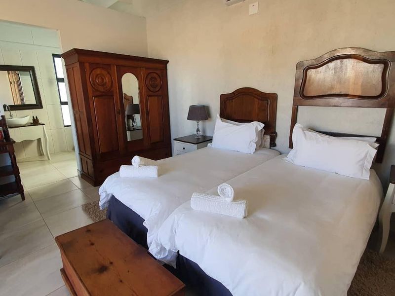 Established Guest House with Restaurant and Distillery in Stampriet for Sale - Photo 7