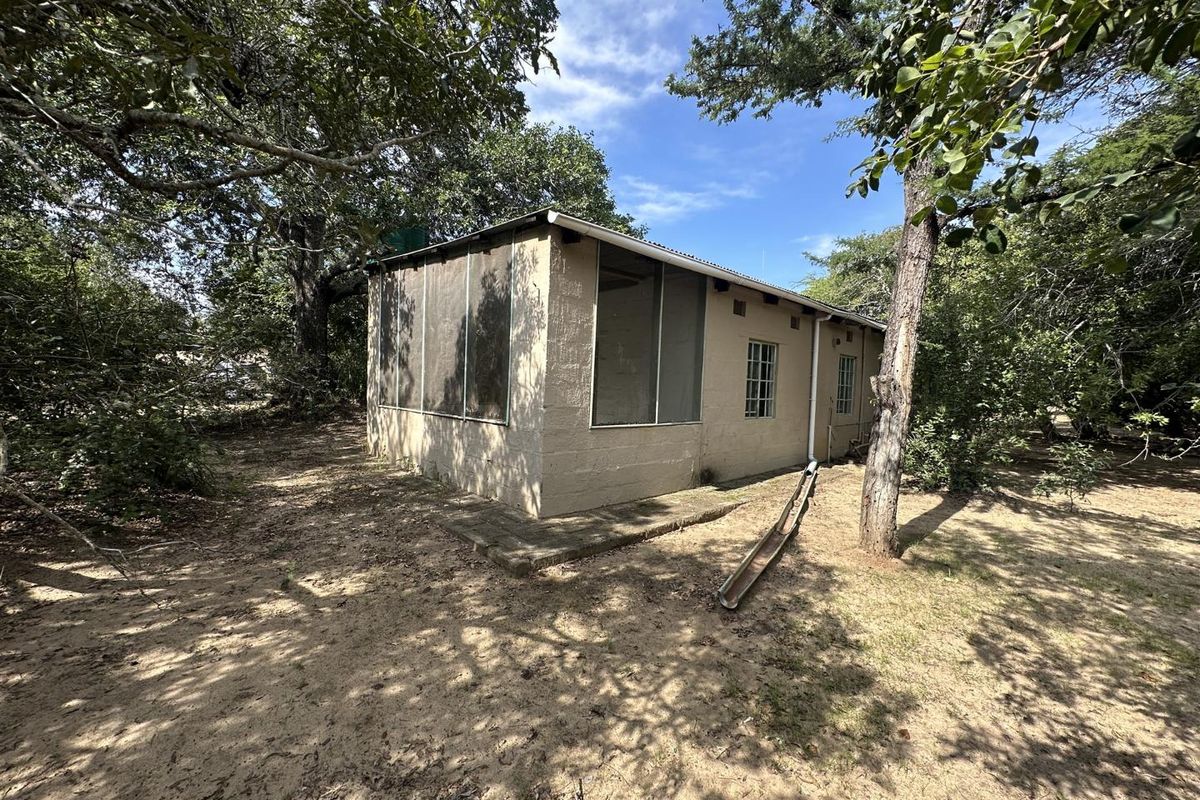 Private 143ha Bushveld Farm in Big 5 Area - Photo 4
