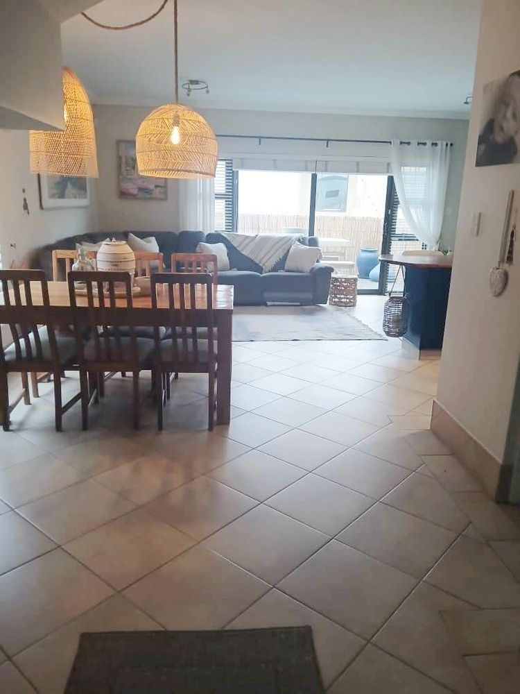 Open plan living and dining area