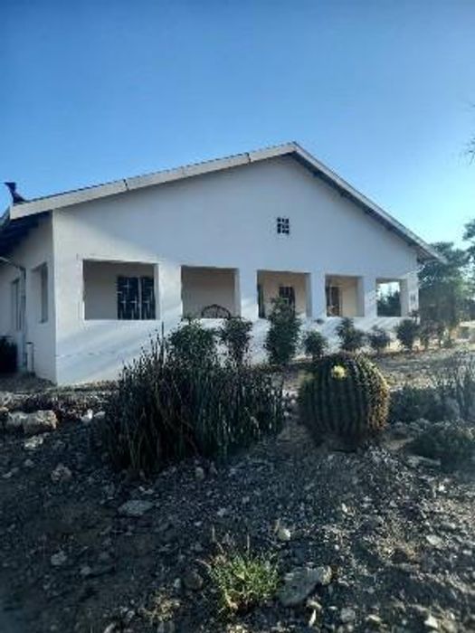 Property #2158917, House For Sale in Omaruru Central