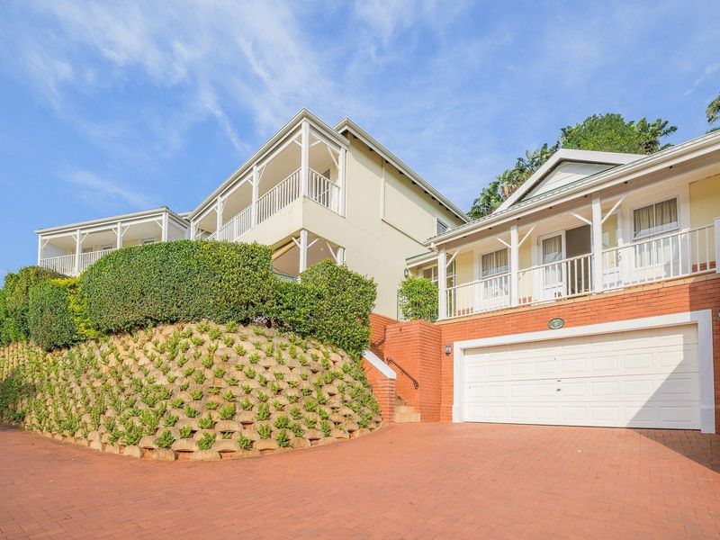 Extravagant Living in the Prestigious Mount Edgecombe Country Club Estate - Photo 1