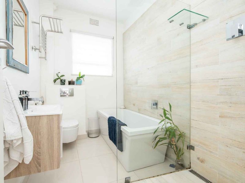 Airbnb Friendly 2 Bed Investment - Photo 8