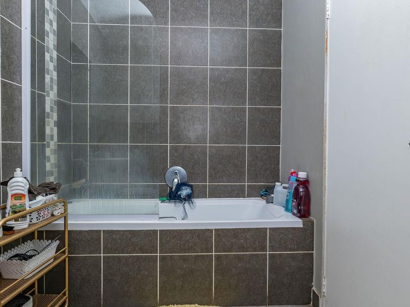 Welcome Home! - Photo 10