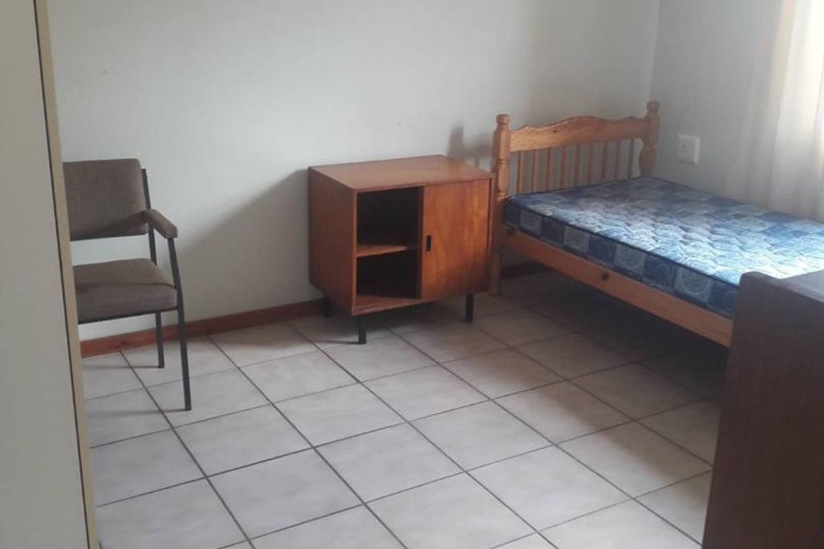 Summerstrand accommodation available to rent - Photo 2