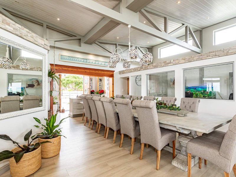 Beachfront Home on sandy shores - A Coastal Gem - Photo 6