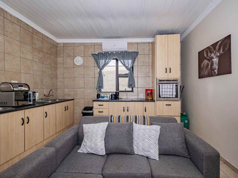 La Bella Vida Self Catering Apartments - Photo 10