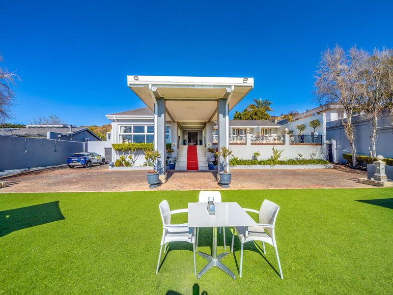 Unmatched Elegance: Boutique Hotel with Stunning 180° Pretoria Views - Photo 6