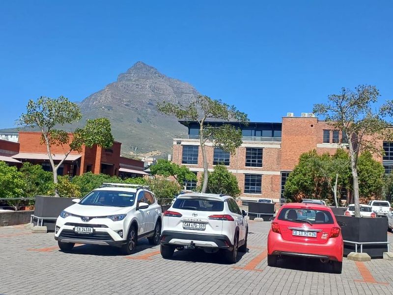 Prime Office Space in Secure and Sustainable Business Park - Photo 2