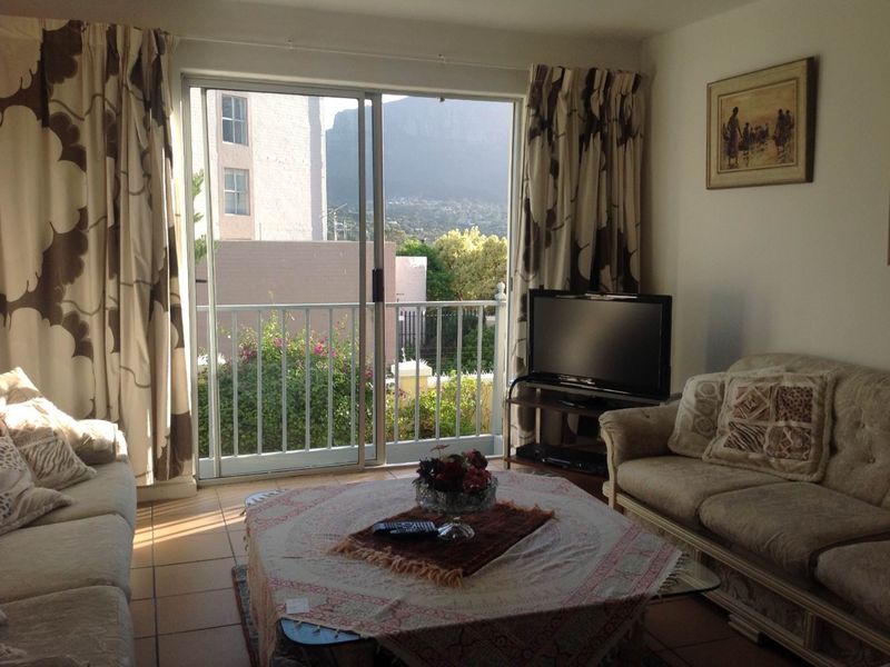 2 bedroom Modern Apartment in HOUT BAY - Photo 3