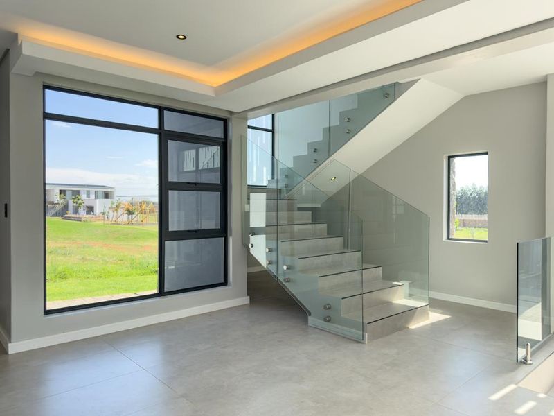 A Flexible Lifestyle Home for Evolving Families. - Photo 3