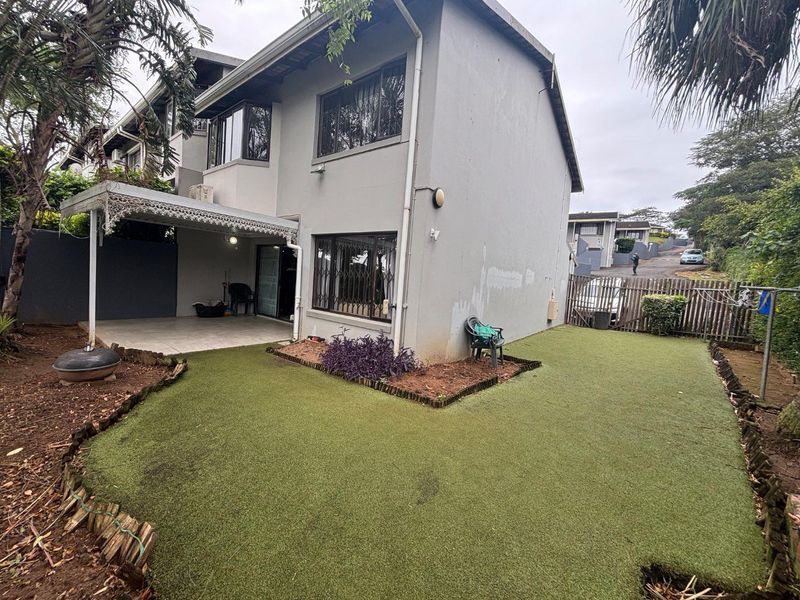 Modern Living | Private Garden | Pet Friendly (Small Dogs) - Photo 2