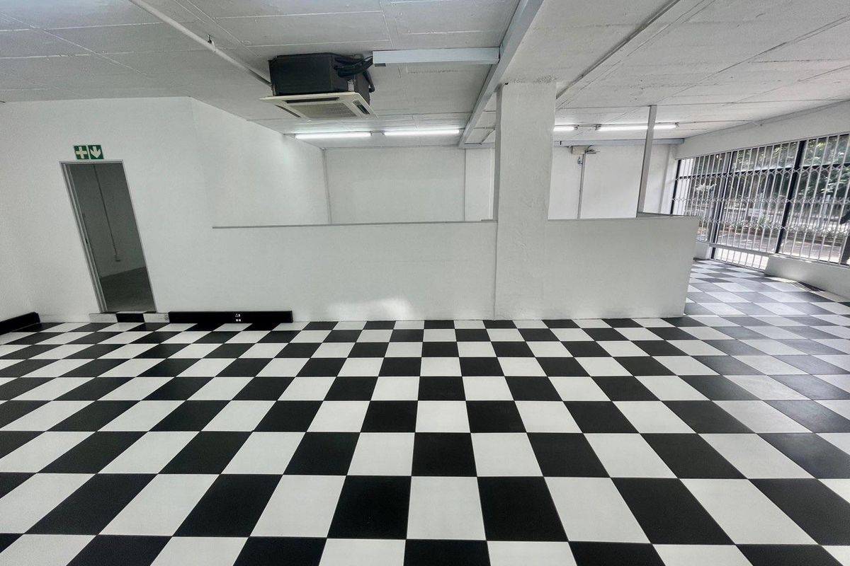 Hendra - Prime Retail Space to Let in Busy Durban North Shopping Centre - Photo 5