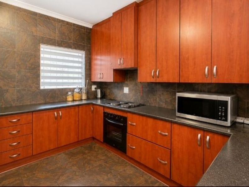 Private Panhandle Stand in Prestigious Universitas Ridge - Photo 2