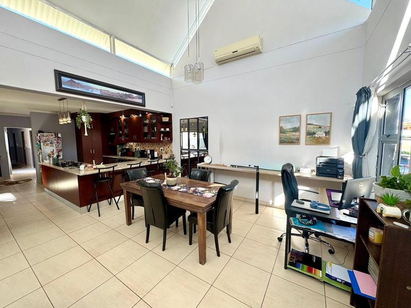 3 Bedroom House For Sale in Elisenheim - Photo 8
