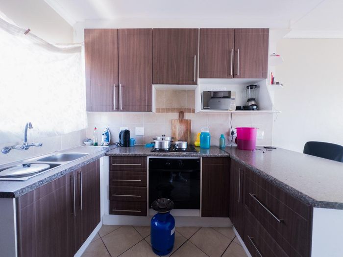 Property #2504168, Townhouse For Sale in Mooikloof Ridge