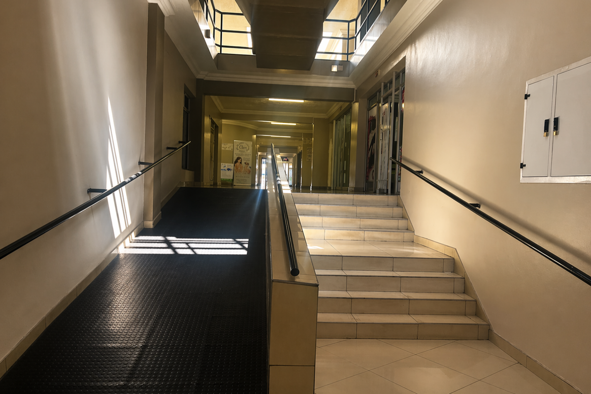 Retail/ office space for rent! - Photo 2