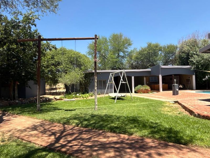 Two adjoining portions — sold together only (not sold separately). (±35 km South of Windhoek) - Photo 5