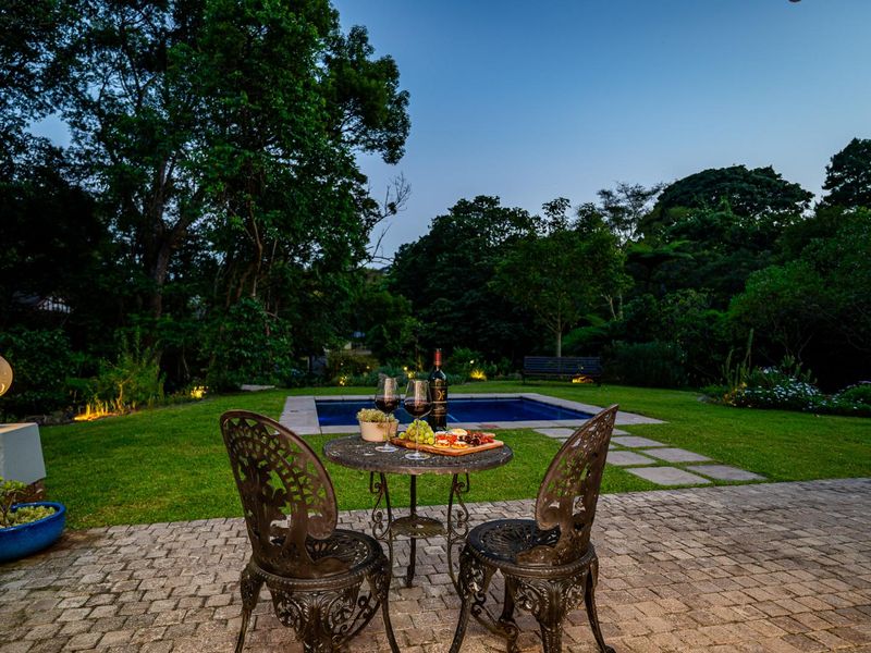 A HOME CURATED FOR LIVING, GATHERING AND GROWING IN THE HEART OF KLOOF! - Photo 8