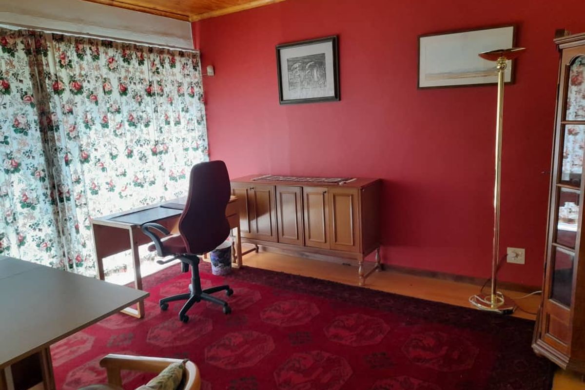 For Sale: Eros - Photo 2