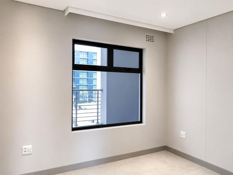 Modern 2 Bedroom/2 Bathroom to Let - Photo 5