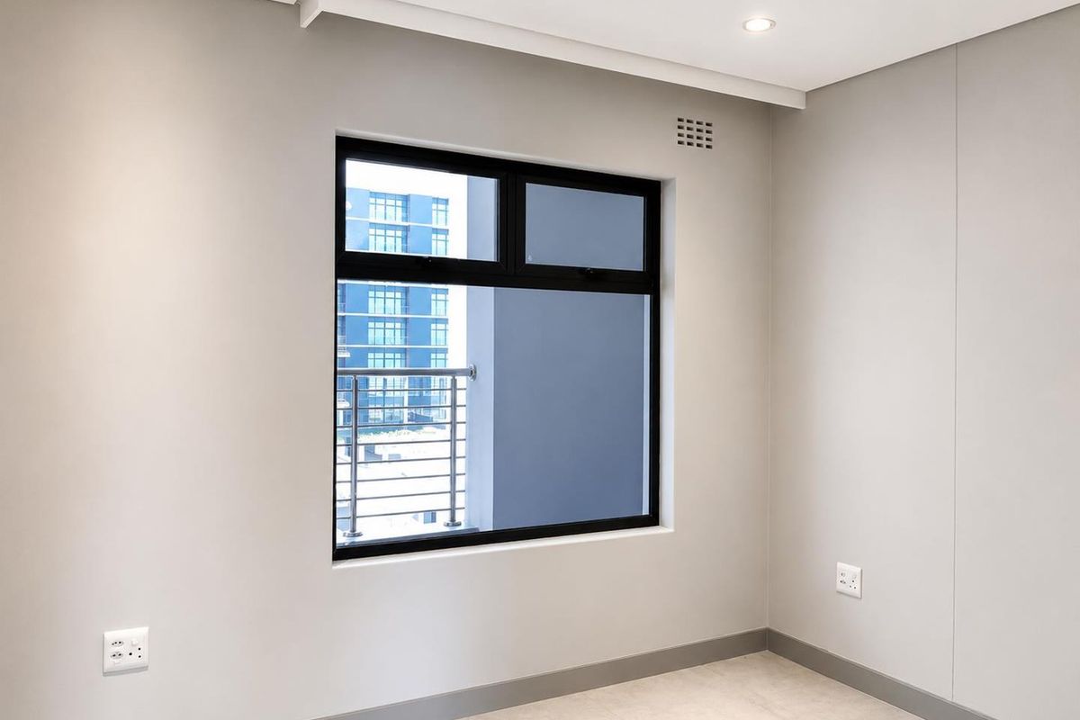 Modern 2 Bedroom/2 Bathroom to Let - Photo 5