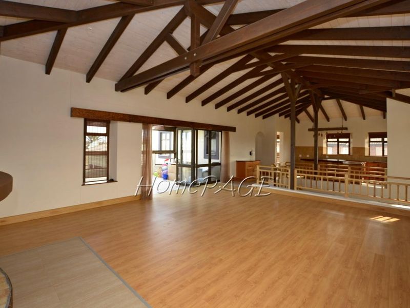 Kramersdorf, Swakopmund:  BEAUTIFUL LARGE HOME with DUNE VIEWS is for sale - Photo 9