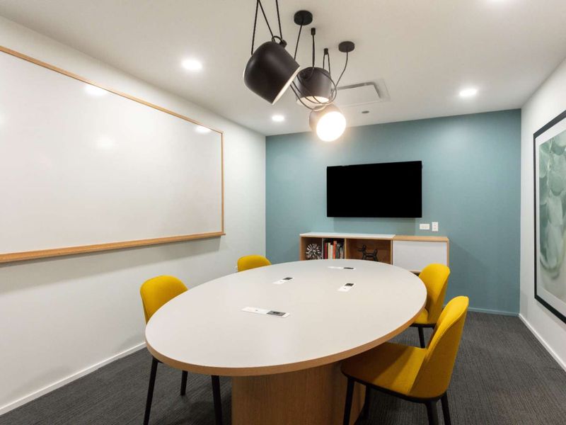 Fully serviced private office space for you and your team in Spaces V&A Waterfront - Photo 5