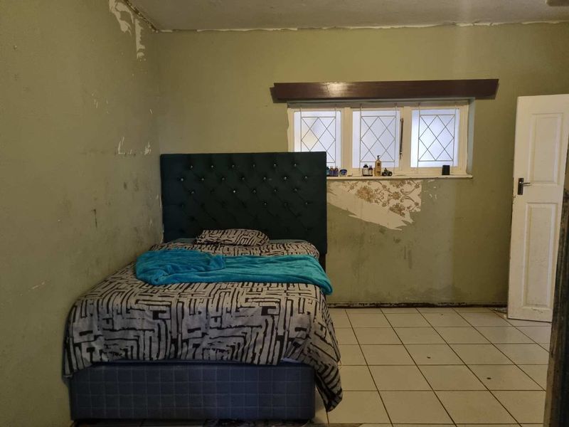 Well Positioned, Charming Apartment For  A  Small Family or Students - Photo 9