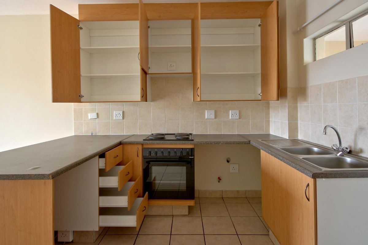 Loadshedding-Free Area | Modern 2 Bedroom Apartment - Photo 3