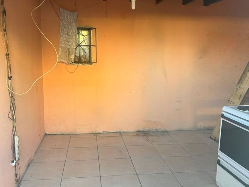 1 BEDROOM APARTMENT FOR SALE - Photo 2